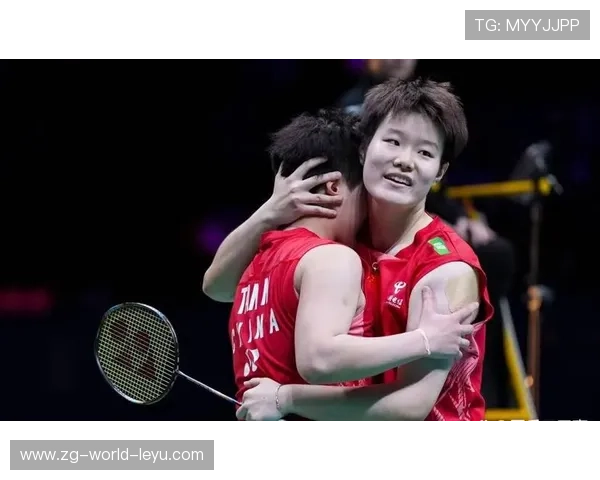 刘圣书女双组合蝉联年度最佳，展现卓越风采